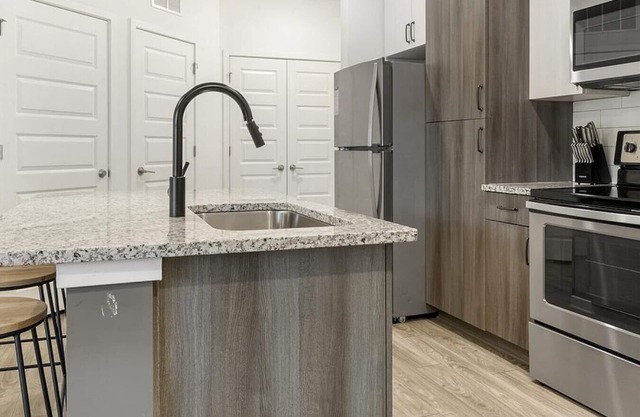 Landing at The Eddy at Riverview - 1 Bedroom in West End