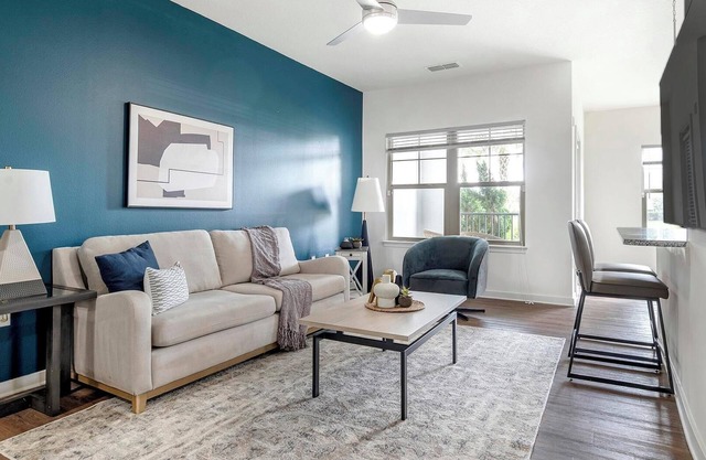 Landing | Spectacular 2BD, Pool, Gym