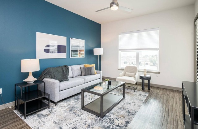 Landing | Spectacular Studio, Gym, Pool
