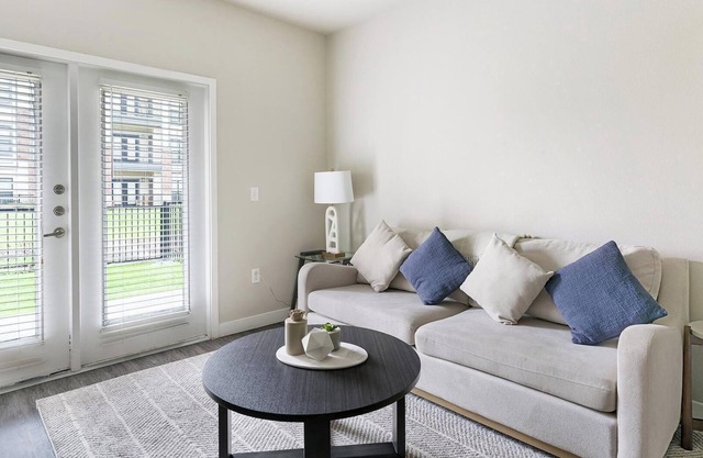Landing | Stunning 2BD, Clubhouse, Gym