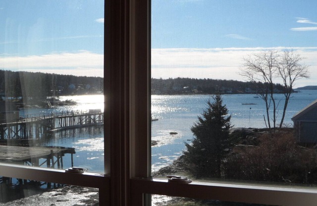 Landings East.Classic Waterfront Coastal Home