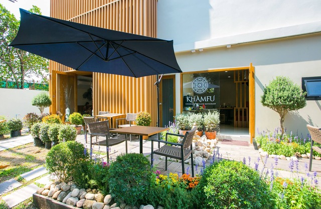 Lanna Thaphae Hotel