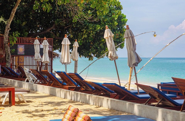 Lanta Sand Resort & Spa