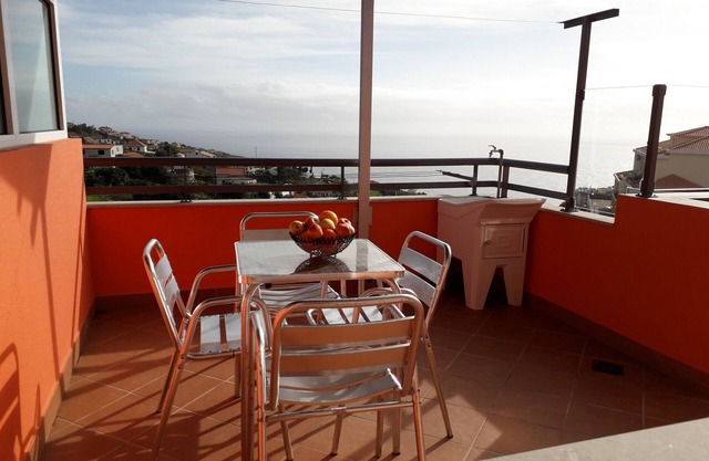 Laranjeiras apartment, breathtaking views over the sea and mountains