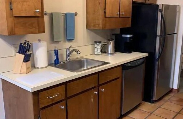 Large 1 Bdm Apt between the Pearl Dist & NW 23rd