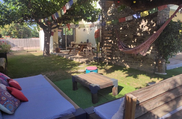 Large 110m2 house with shady garden and swimming pool