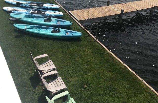 Large 4BR with 40' Private Dock on Pentwater Lake.