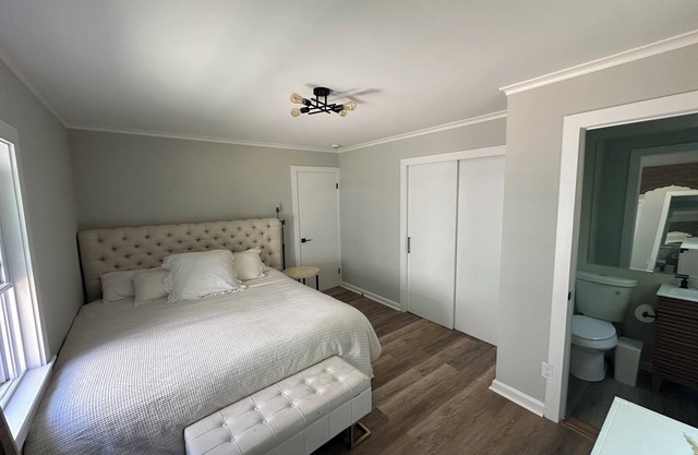 Large 6-Bedroom 3-BR Waterfront Hamptons House, your own Private Beach in Front.