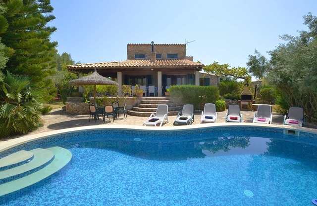 Large Country House With Pool on the Outskirts of Mancor