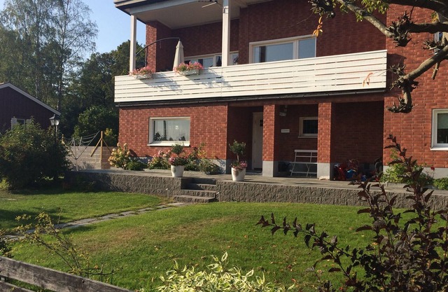Large family house with nice garden, near Stockholm city and nature