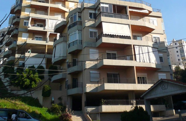 Large family apartment (140 m²)