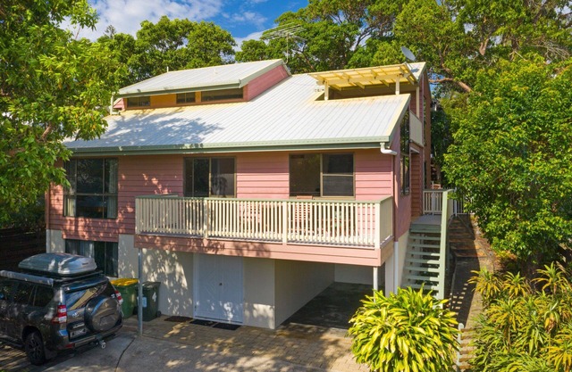 Large family beach house walking distance to shops, beaches and hotel.