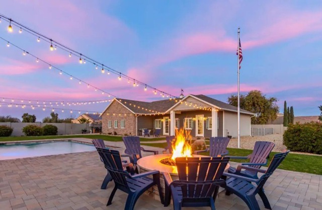 Large Family Casita | Saloon | Pool | Spa | Arcade | RV Hookups | Pets | Farm