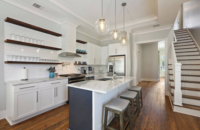 Large Home w/Outdoor Space, Walk to Streetcar!