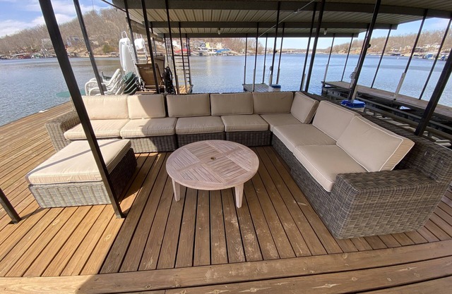 Large house and a great dock in quiet Spring Cove!