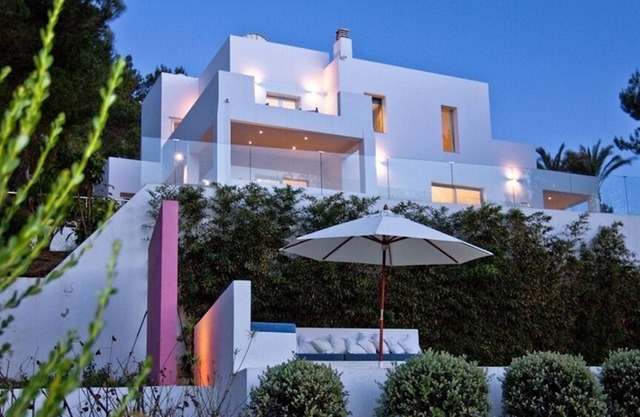 Large luxury villa to rent Ibiza near San Jose with pool, AC, Wi-fi, views
