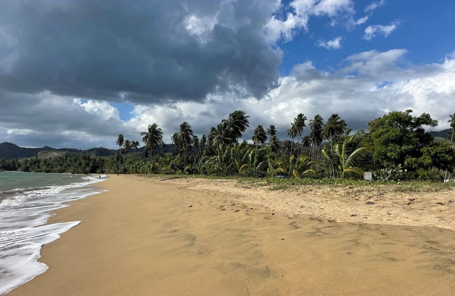 Large Oceanfront 4 Bedroom Home near Rincon directly on a Beautiful Quiet Beach