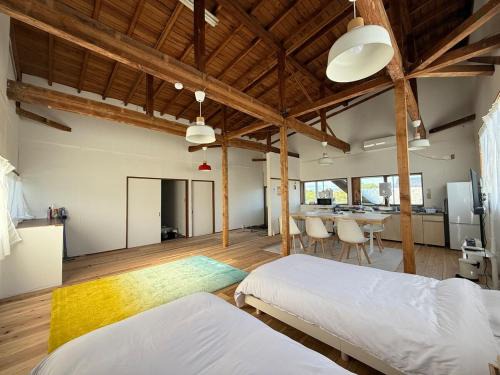 Large Private Lodge with Theather Room & Restaurant