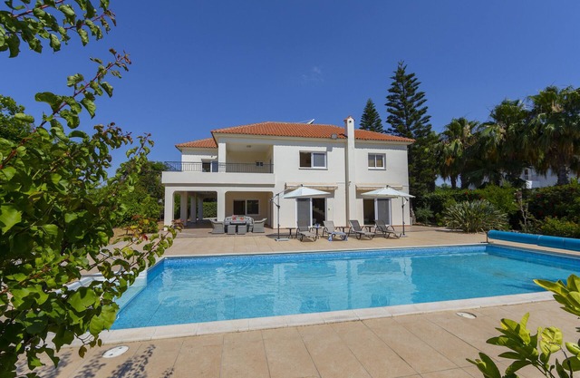 Larnaca Pervolia Seaside Mansion 7