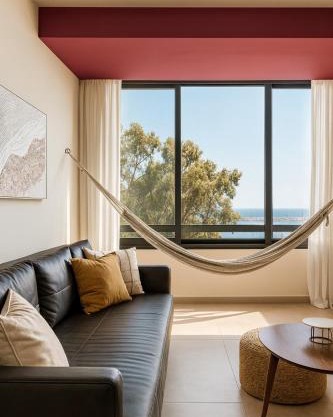 Larnaca Seaview Apartment with pool & parking