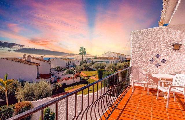 Las Lilas 61 - Oasis Properties