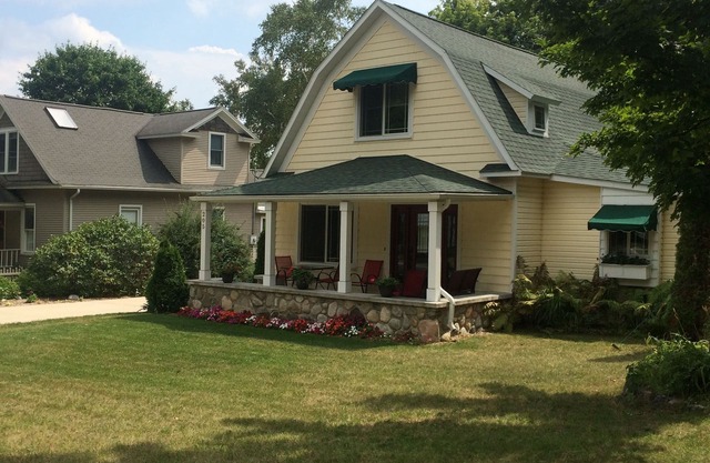 Last minute opening in Aug. Available Aug 12-21st due to cancellation. Book now!
