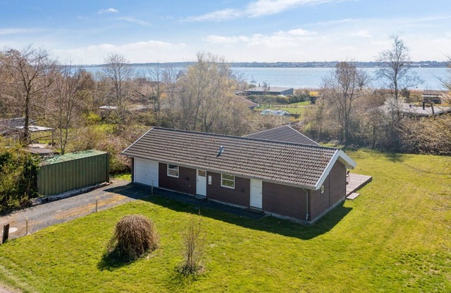 "Lauren" - 200m to the fjord by Interhome