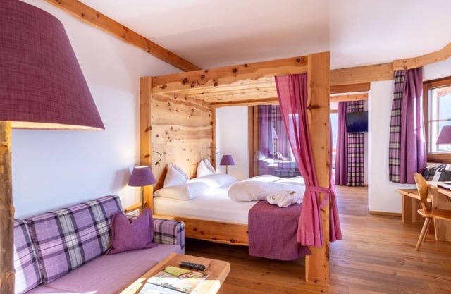 "Lavendel Superior" - double room with shower, WC (4-6 n.) - Nature and wellness hotel