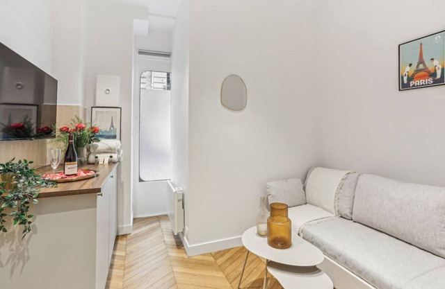 Lavie Maison : Hot Tub & AC Near Arc de Triomphe