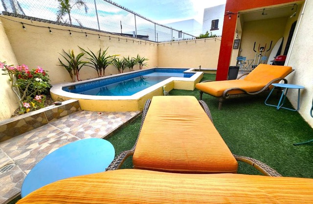 Law's Los Cabos Pool House Escape