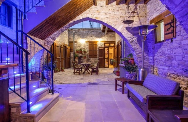 Lazaros Stonehouse