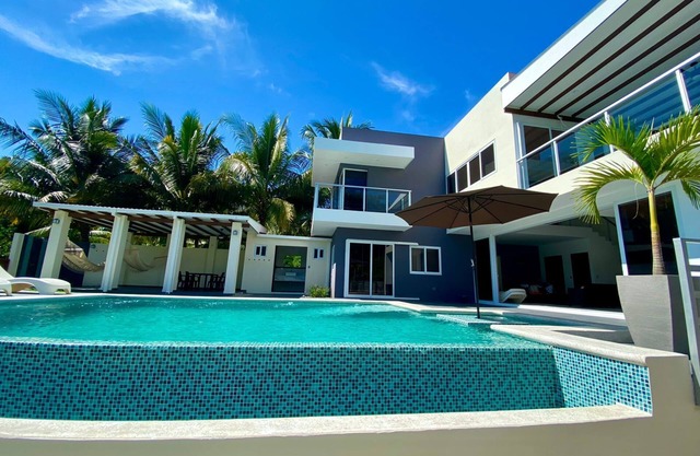 Lazo Beach House, Costa del Sol