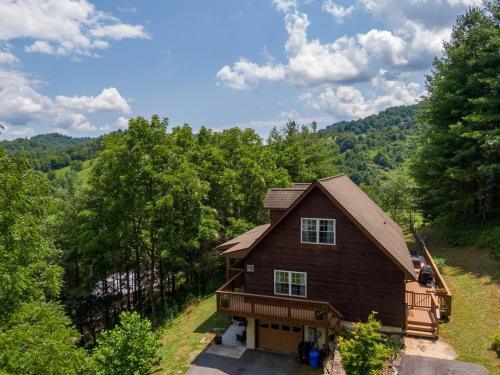 Lazy Bear Inn
