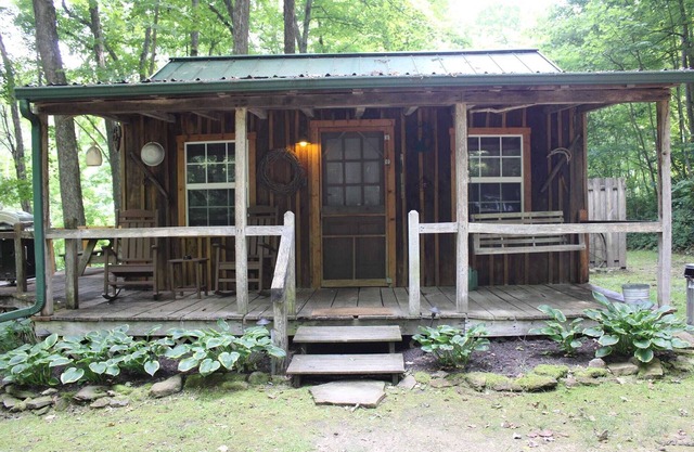 Lazy Lane Cabins - Lazy Lane