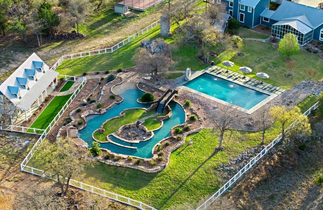 Lazy River Ranch - Lazy River Pool, Golf & Pickleball