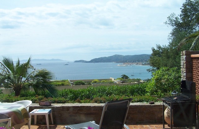 Le Lavandou, Villa 80m2, Full South, Panoramic View on Port and Sea
