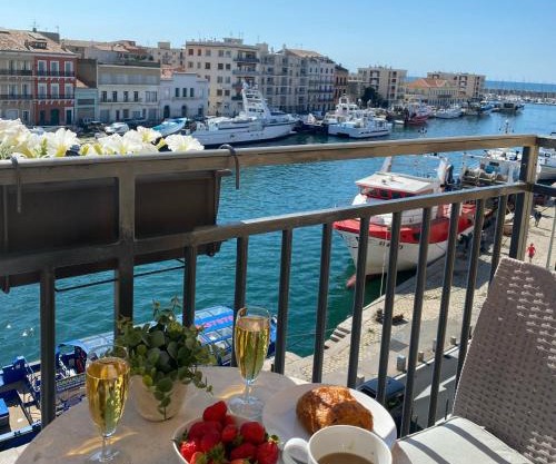Le Petit Bijou Sète, 4 appartements au centre ville, 3 avec vue canal