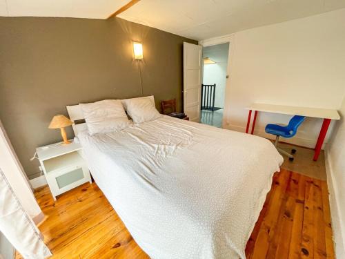 Le Saint'& Color - WIFI - close to city center - T3