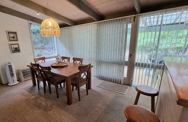Leafy Escape - South Durras cottage