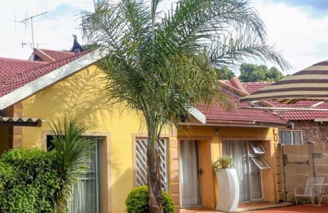 Lecawi Guest House