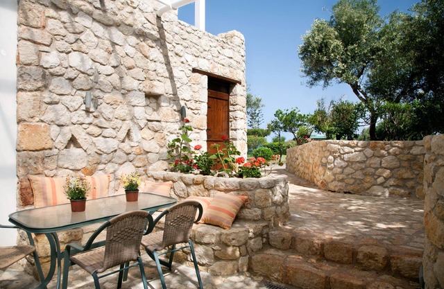 "Lemonia"Family Two bedroom with garden view