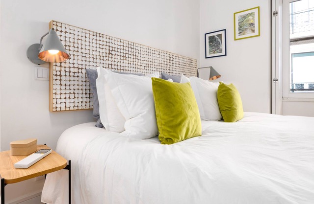 Lemonn Apartments