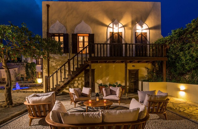 Lemuria Manor, Wine Dark Sea Villas