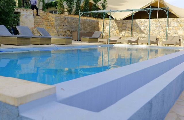 LES LODGES DU DOMAINE DE LA CASCADE D'ARGENS