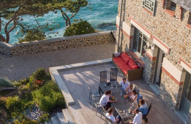 Les roches Grises, Luxurious villa facing the sea, SPA and panoramic garden