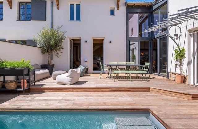 Les Vieilles portes - Newly refurbished house with pool