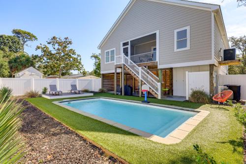 Less Than 1 Mi to Beach Home with Pool in Oak Island!