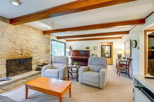 Less Than 1 Mi to Lake Michigan Peaceful Cabin with Yard!