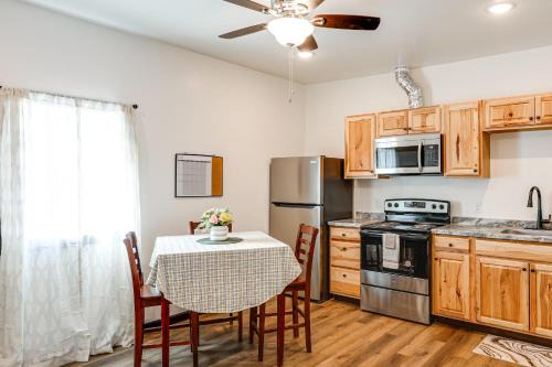 Less Than 2 Mi to Dtwn Pet-Friendly Getaway in Fairbanks