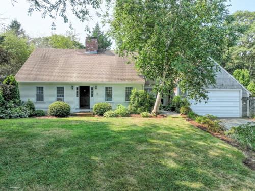 Less than 5 Miles to Rock Harbor